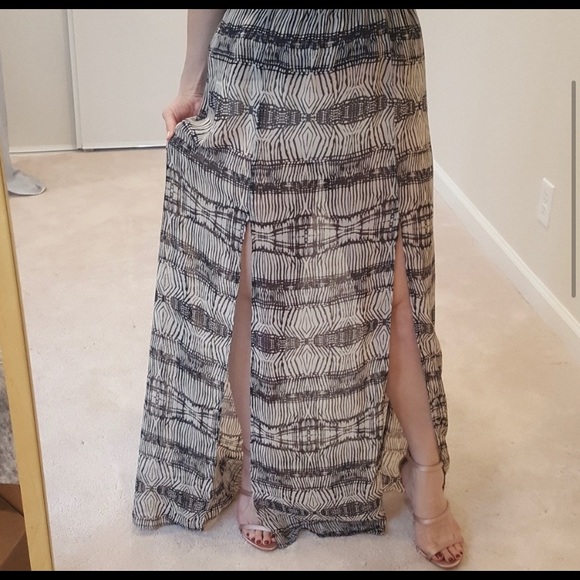 StyleMint double slit sheer maxi dress - Picture 5 of 10